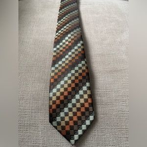 tie